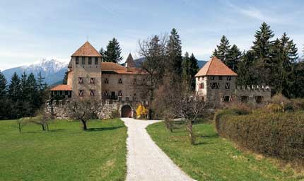 Romeno, Castel Malgolo