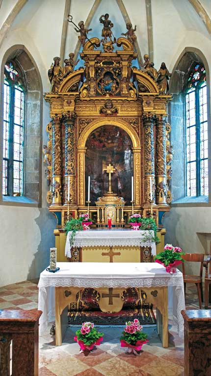 Rumo, altare ligneo della Chiesa di Sant'Udalrico