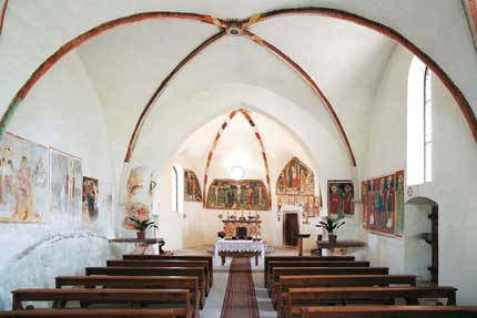 Tassullo, Chiesa di San Vigilio, interno