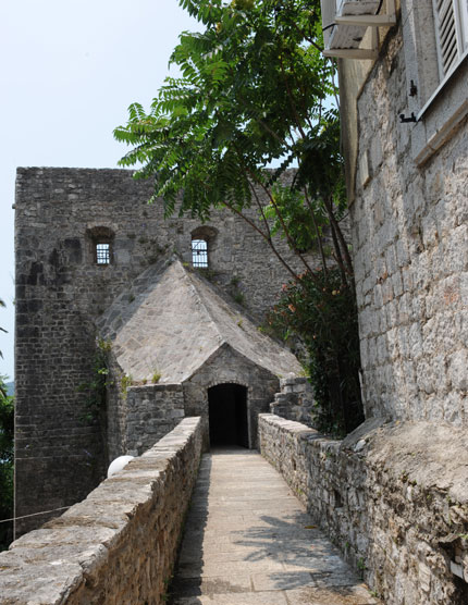 Tassullo, Chiesa di San Vigilio