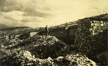 Il Monte San Michele in una cartolina d'epoca - trincee italiane, quota 129
