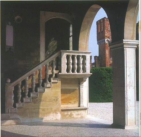 Castello Poorto-Colleoni-Thiene: la Loggia