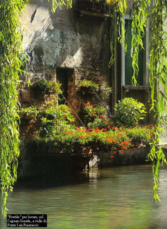 "Pontile" per lavare, sul Cagnan grande, a valle di Ponte San Francesco.